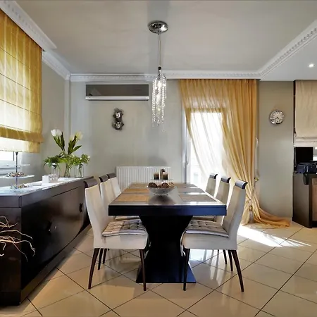 Holiday home Belle Vue Palaiontsiflikion