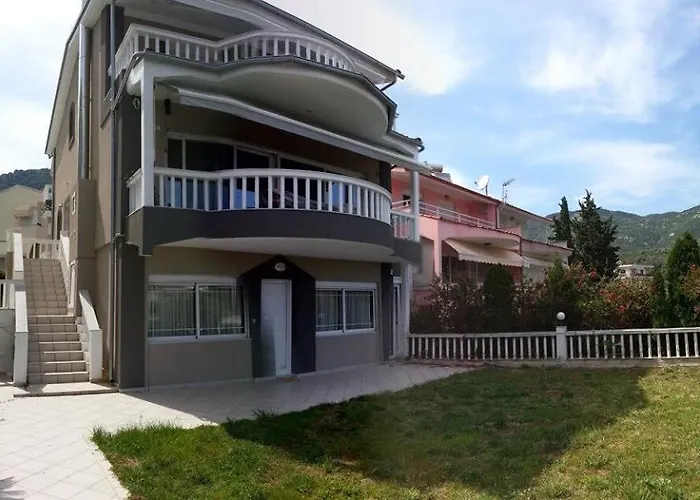 Belle Vue 度假居 *